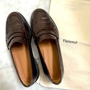 Flattered Sara Loafer in Brown Croc NWT
